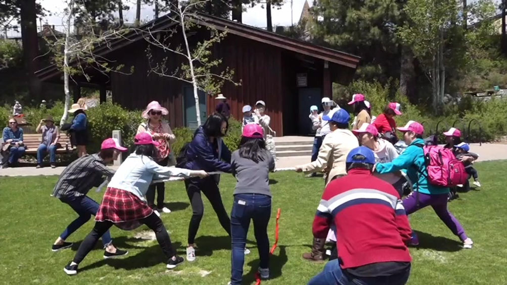 萌娃辣妈club拔河比赛